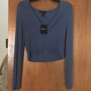 Cute blue knit crop top